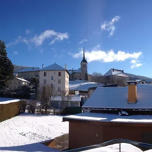 https://hotel-le-hauteville.hotels-rhonealpes.com