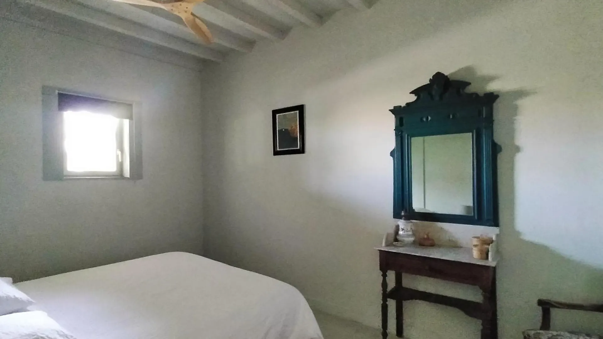 Les Didascalies Vic-Fezensac Bed & Breakfast